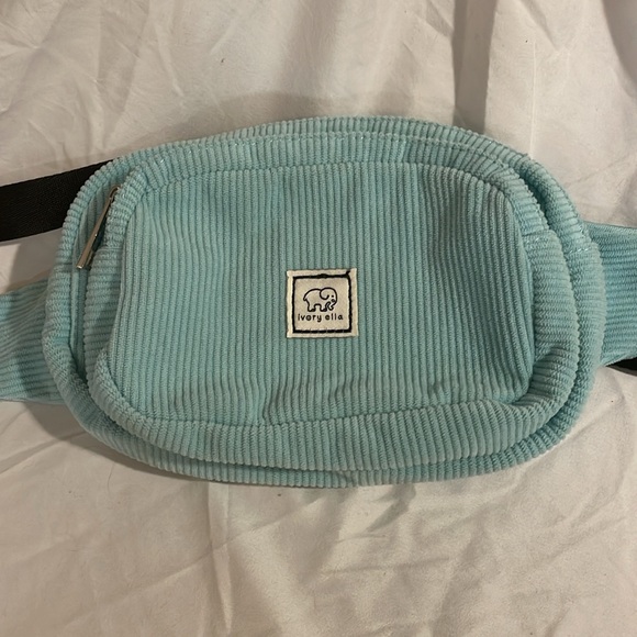 Ivory Ella Corduroy Belt Bag-NWOT - Picture 2 of 7